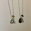 Diseño Racimo de Uvas Piedra Natural Acero de Titanio Collar para Mujer Retro Nicho Lujo Accesible Moda Versátil Cadena para el Cuello Cadena para la Clavícula