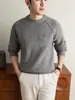 Suéter de punto con cuello redondo y mangas raglán estilo "old money" para hombre, tejido de punto liso de manga larga holgado para otoño e invierno para hombres jóvenes