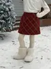[Acolchada] Falda Corta Festiva para Niñas con Ambiente Navideño, Elegante Falda de Lana a Cuadros Rojos para Niños