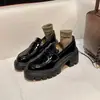 Versão Couro 2026 Novos Loafers College SW Couro Genuíno Femininos Salto Grosso Plataforma Bico Redondo Sapatos Individuais Versáteis JK Sapatos Pequenos de Couro