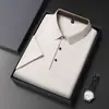 Camisa polo masculina de manga curta, fresca e respirável, nova moda de verão, camiseta fina casual para homens jovens e de meia-idade