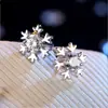 Pendientes de copo de nieve simples de moda para mujer, estilo japonés y coreano, lindos, versátiles, con circonita incrustada, venta al por mayor, personalizados, regalos de vacaciones
