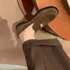 Versão Couro Moedas de Ouro Mocassins Femininos Estilo Britânico Versátil Solado Grosso Faz os Pés Parecerem Menores Salto Baixo Slip-ons JK Sapatos Pequenos de Couro Sapatos Individuais