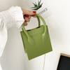 Bolsos de mujer de comercio exterior al por mayor 2023 nuevo bolso cuadrado pequeño moda bolso de cadena bolso de jalea para damas bolso de mano generación