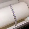 Pulsera de Flor y Mariposa con Piedra Preciosa Rosa Padparadscha, Lujo Ligero y Sensación de Alta Gama, Accesorio de Mano Dulce de Moda y Exquisito para Banquetes