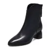 Botas de Cano Curto de Couro Macio Femininas 2026 Chegada Nova Outono Inverno Bico Fino Salto Bloco Botas Martin Plus Veludo Quente Elegante Salto Alto Botas Nude