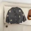 Conjunto de Otoño e Invierno para Niños y Niñas, Suave y Pegajoso Cárdigan de Punto con Suéter de Dibujos Animados para Bebés y Niños Pequeños, Combinado con Polainas de Bebé Engrosadas