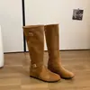 Botas de cano alto da moda com fivela estilo coreano para mulheres, coleção outono/inverno 2026, botas de moda versáteis de cor sólida, salto baixo, bico redondo, botas longas