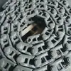 Los rieles de cadena DFCB de grado minero en existencia son adecuados para la estructura de cadena de la perforadora rotatoria BG25.