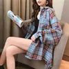 Camisa xadrez fina para mulheres, estilo designer, mangas compridas, estilo retrô de Hong Kong, estilo minimalista, camisa