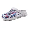 Zapatos de playa transpirables con punta cerrada, nuevo modelo de verano para hombre, zuecos antideslizantes y resistentes al desgaste, sandalias deportivas casuales para exteriores para hombre