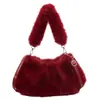 Bolsa de Pelúcia Fofa de Luxo Feminina Outono/Inverno 2026 Casual para Trabalho e Deslocamento Bolsa Transversal Bolsa de Ombro para Viagem