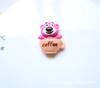 Serie Oso Fresa de Dibujos Animados Accesorios de Resina diy Accesorios para Carcasa de Teléfono Caja de Almacenamiento Pegatinas para Refrigerador Accesorios para el Cabello Venta al por Mayor