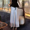Usa un Conjunto Completo de Trajes de Moda Populares de Gama Alta de Forma Generosa y Apropiada. Nuevos Estilos Verano 2025. Ropa Popular para Mujer de Este Año