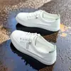 Sapatos de condução femininos White Pillow Crane, sapatos baixos finos de verão adequados para prática de direção, sapatos macios especiais para o nível 2 do teste de direção