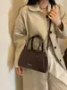 Nueva Colección Otoño/Invierno 2026: Bolso de Mano Tejido Texturizado, Bolso Tipo Bowling Sencillo, Bolso Cruzado para el Trabajo