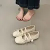 Sapatos Mary Jane Vermelhos Retrô com Laço para Mulheres 2026 Primavera/Verão Tira Rasa Prata Sapatilhas