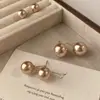 Pendientes Pequeños de Bombilla Imitación Perla Champagne para Mujer, Pendientes de Nuevo Estilo Popular, Lujo Ligero, Gama Alta, Joyería Elegante para Orejas
