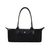 Bolsa feminina de outono e inverno, bolsa baguette de camurça para debaixo do braço, bolsa versátil de alta qualidade para o dia a dia, bolsa de mão, bolsa de ombro, bolsa de nicho