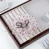 Pinza para el pelo con lazo de flor de organza con estampado de lunares, adornos de pedrería y borlas de perlas, accesorio de pinza de tiburón de pedrería, accesorio de horquilla