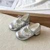 Otoño 2026 Nuevos Zapatos de Princesa para Niñas Zapatos Rosas de Tacón Alto para Niños Suela Suave Zapatos de Vestir para Niñas Suela Suave Zapatos de una Sola Pieza Modernos