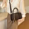 Bolsa de mão de couro encerado de alta qualidade para mulheres, nova coleção 2026, padrão trançado texturizado, bolsa quadrada pequena, bolsa transversal retrô outono/inverno