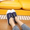 2025 Nuevos Zapatos de Lona de Caña Baja para Estudiante, Zapatos Casuales Planos para Mujer, Zapatos Slip-On Lazy, Zapatos Blancos Venta al por Mayor Dropshipping