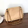 Bolsa de grande capacidade estilo europeu e americano 2026 nova moda corrente texturizada simples para o dia a dia bolsa de ombro crossbody de alto valor