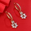 Pendientes de Moda para Mujer con Hebilla de Oreja de Cruz de Palma de Circonita Incrustada de Micro Cruz Transfronterizos Explosivos Exquisitos de Lujo Ligero de Diseño de Nicho Atmosférico