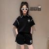Traje de verano de estilo coreano para niñas, color sólido, nuevo conjunto de dos piezas informal con cuello polo y pantalones cortos, 2024