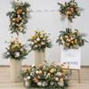 Nuevo arreglo floral de gran estilo para bodas, banquete de bodas, flores de seda de imitación, arreglo floral decorativo terminado, arte floral para bodas con cintas de plomo.