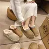 Botas de nieve cálidas estilo Birkenstock, con suela gruesa y forro de felpa, pantuflas de algodón tipo media zapatilla para mujer, ropa para exteriores, nueva colección de invierno 2026, pantuflas esponjosas