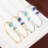 Nova moda temperamento de luxo leve cravejado com zircônia pulseira aberta requintada feminina Diário versátil requintada doce fria pulseira