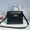 Bolso Tote de Cuero Genuino de Gran Capacidad Nuevo de Otoño Hebilla de Cuerda Metálica de Nicho Bolso Cruzado de Hombro Tejido para Mujer