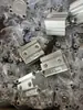 Máquina para hacer bolsas punzonadora neumática, punzonadora de dientes de horquilla para bolsas de plástico, perforadora de película, punzonadora de película de burbujas, punzonadora dentada