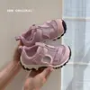 2026 Nuevo Estilo de Verano Zapatos Deportivos de Malla Transpirable con Cortes para Niños y Niñas, Ligeros y Versátiles Zapatos Casuales para Correr para Niños Medianos y Grandes