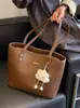 Yuezi 2026 Verano Nueva Tendencia Bolsa Grande de Estudiante para el Trabajo Bolso de Hombro Versátil Casual Bolso de Axila a la Moda