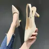 Sandálias de Salto Alto Francesas Nude com Costas Abertas e Bico Fino para Mulheres Sapatos de Salto Grosso com Bico Fechado Lançamento de Verão 2026