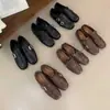 Zapatos de Cuero Tallado Estilo Barroco Retro Británico para Mujer 20565 Modelo Nuevo Mocasines Brogue con Aumento Oculto de Altura