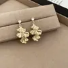 Brincos Pingente Folha de Ginkgo Agulha de Prata, Estilosos e Descolados, Modernos e Elegantes, Brincos para o Dia a Dia, Brincos de Luxo Leve e Sofisticados para Mulheres