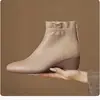 Botines de tacón de cuña para mujer, moda otoño/invierno 2026, botas casuales versátiles de algodón, estilo retro cómodo, forrados de felpa para abrigar, Botas Martin