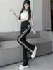 Pantalones de yoga acampanados con franjas laterales para mujer, finos de verano para deportes y fitness, de cintura alta, estilo tiburón acampanado, negros