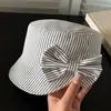 Chapéu de Equitação Listrado Retro com Laço Estilo Japonês para Mulheres Circunferência Craniana Grande Sensação de Alto Padrão Boina Artística Diária Chapéu de Jovem Jornaleiro