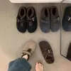 Zapatos Mary Jane Negros con Forro de Felpa, Corte Profundo y Punta Redonda para Mujer, Nuevos Mocasines Retro Cálidos Estilo Birkenstock para Otoño e Invierno
