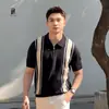 Camisa Polo de Punto Jacquard Rayado con Bloques de Color Retro y Patrón de Piña, Tejido Plano de Calibre 14, Estilo Fresco Ligero Maduro para Hombre