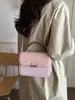 Bolso de mano pequeño cuadrado estilo coreano, ligero, transfronterizo, para mujer, nueva colección invierno 2025, bolso de hombro con estampado de mariposas, bolso cruzado elegante