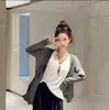 Camisa de Protección Solar Lyocell Tencel para Mujer, Nuevo Estilo de Verano, Chal Adelgazante Talla Grande, Ropa de Protección Solar, Cárdigan Chaqueta Transpirable de Cuello en V