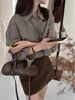 Camisa de cuadros estilo retro coreano color café, manga larga para mujer, corte holgado, top casual para usar en capas en otoño, versátil y fácil de combinar
