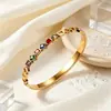 Pulsera de Verano Geométrica Incrustada Circonia Colorida Joyería Brillante para Mujeres Versátil Brazalete con Broche de Temperamento Alto Pulido Alta Calidad
