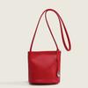 Bolsa Pequena Versátil Ins para Mulheres 2026 Nova Tendência Moda Primavera e Verão Simples Bolsa Transversal Saco Casual para o Dia a Dia